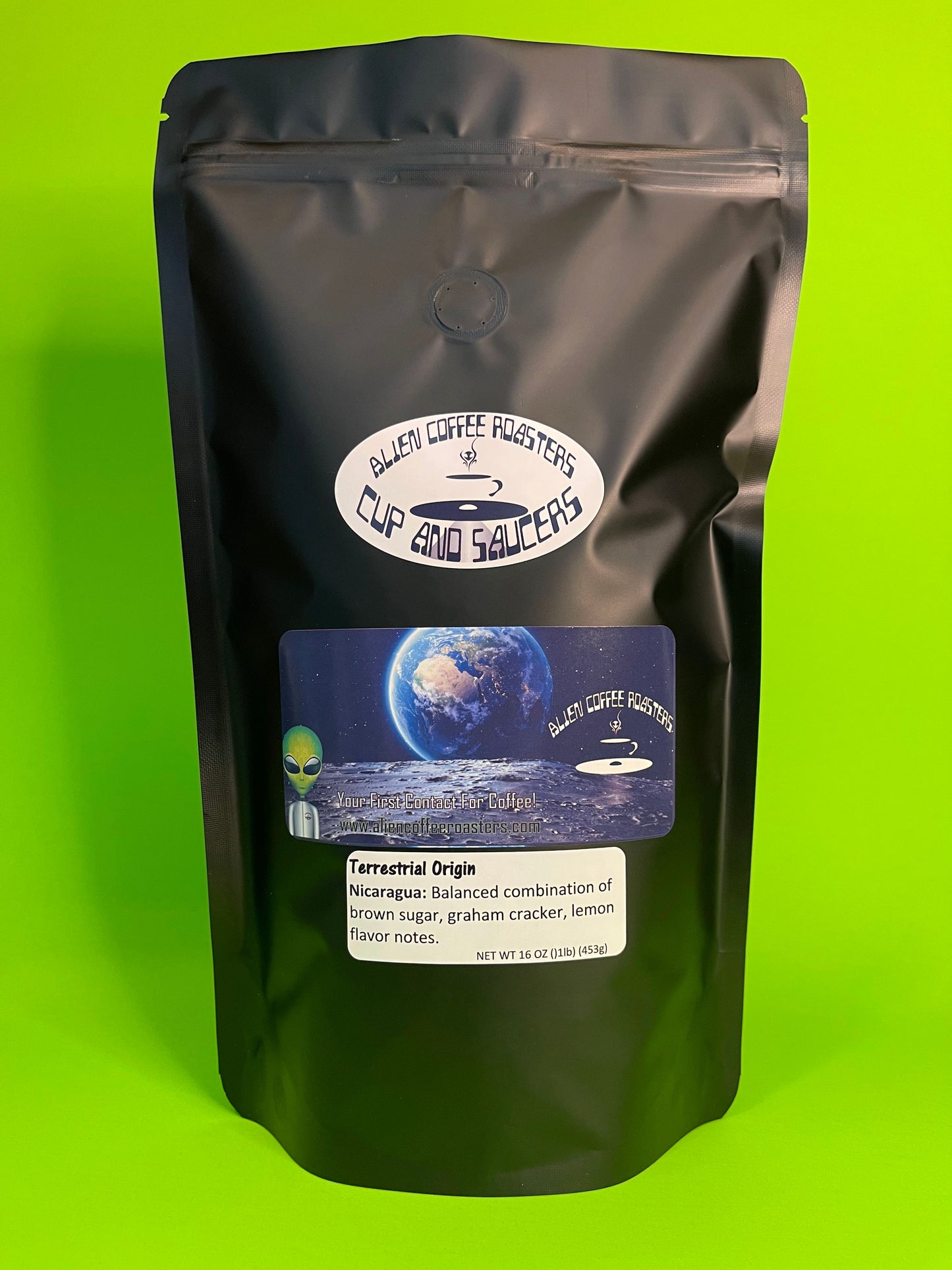 Delicious Nicaragua coffee beans available in light, medium, or dark roast profiles.